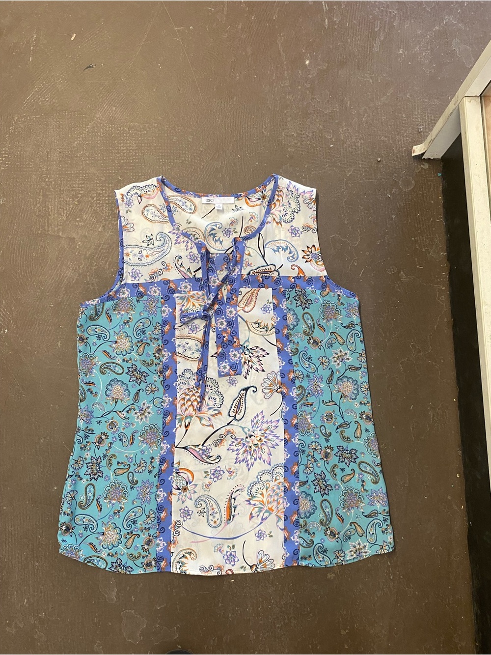 DR2 Blue Paisley Tie-Front Sleeveless Camisole